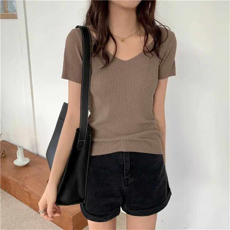 Solid Knitted Ribbed Pullover Sweater