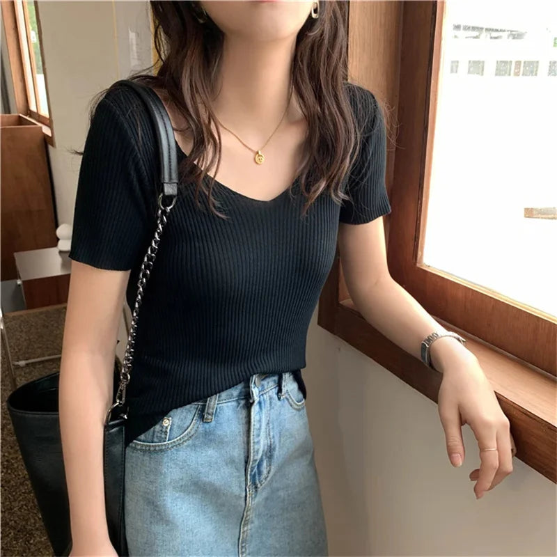 Solid Knitted Ribbed Pullover Sweater
