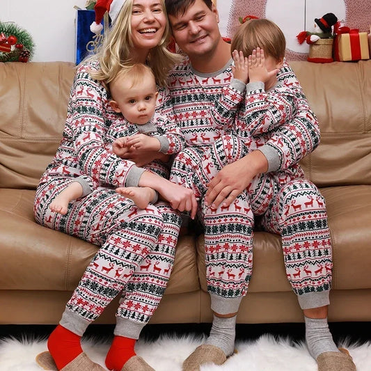 Unisex Winter Festival Pajamas Set – Soft Cotton & Polyester Blend, Full Sleeve Pullover for Cozy Comfort