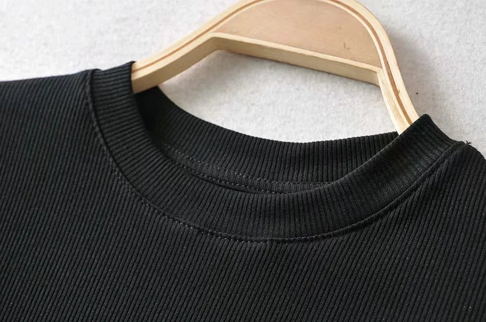 Short-sleeve T-shirt