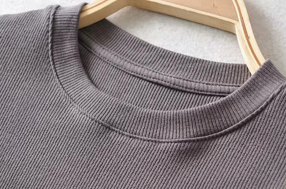 Short-sleeve T-shirt