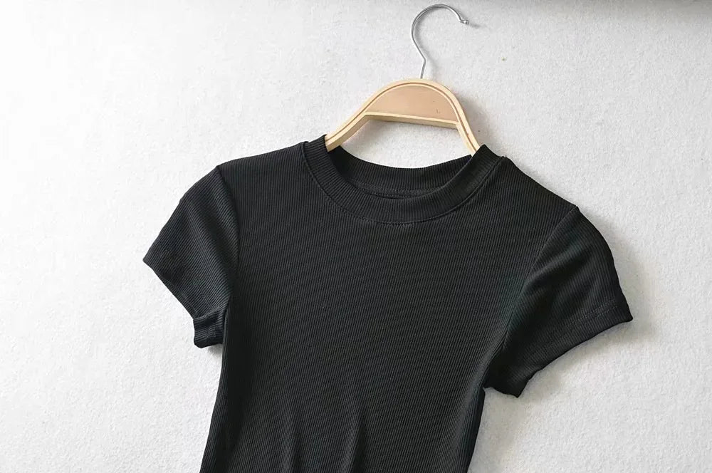 Short-sleeve T-shirt