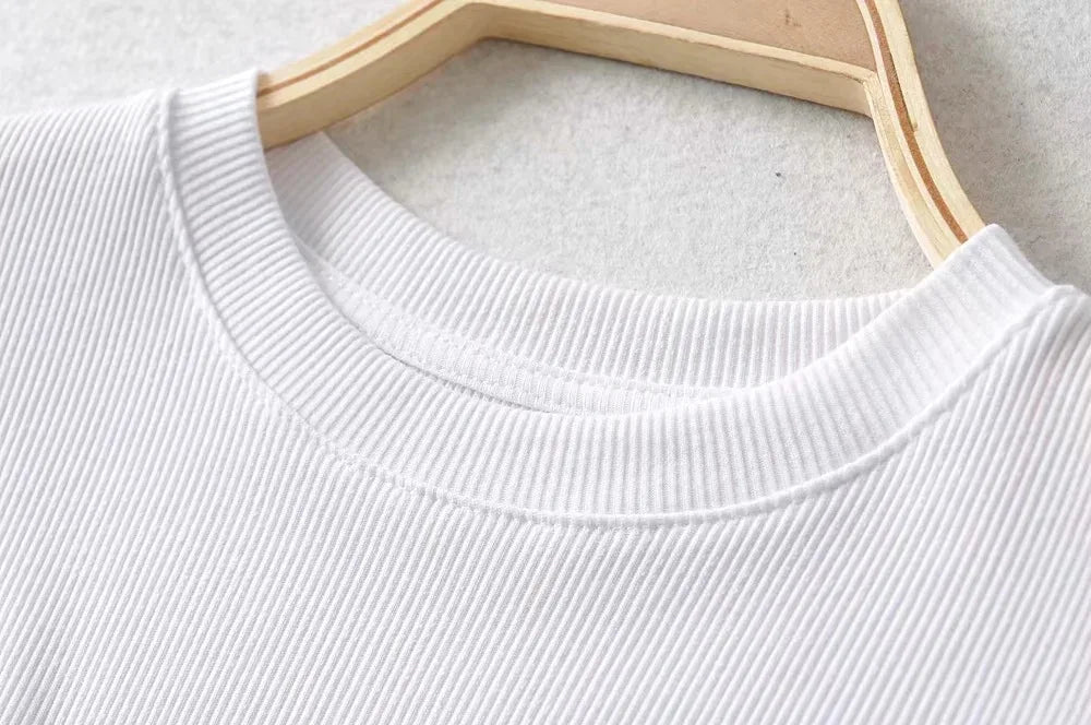 Short-sleeve T-shirt